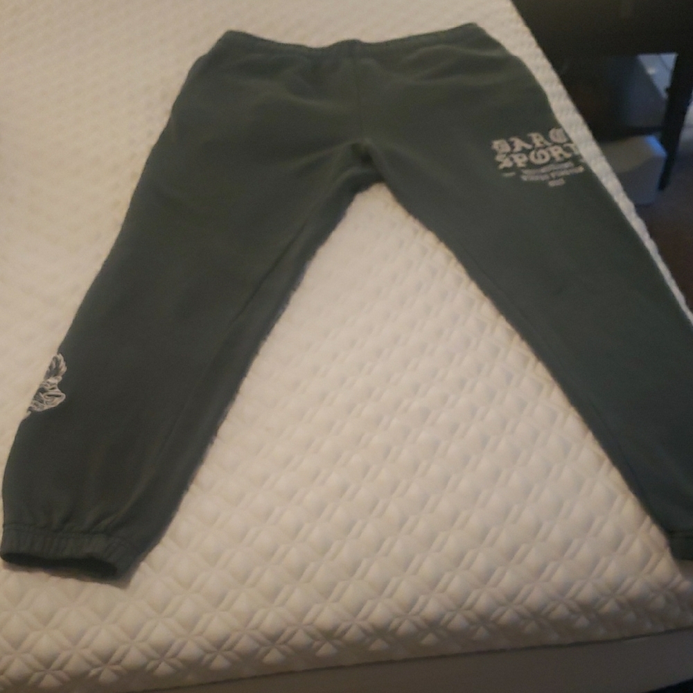 Darc Sport- In This World She Post Lounge Sweats in Norse Green - M